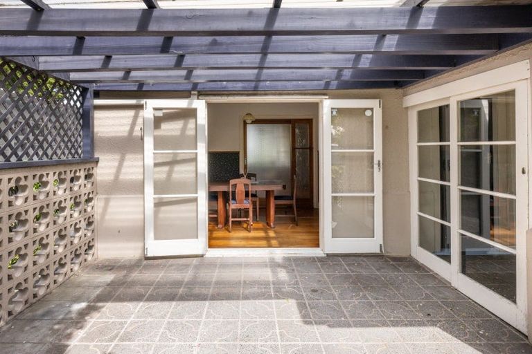 Photo of property in 14 Carnell Street, Napier South, Napier, 4110