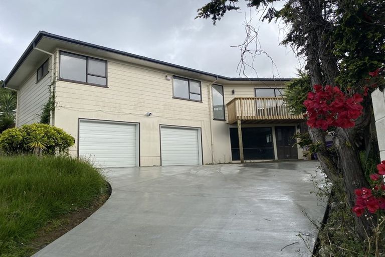 Photo of property in 33 Aronia Way, Goodwood Heights, Auckland, 2105