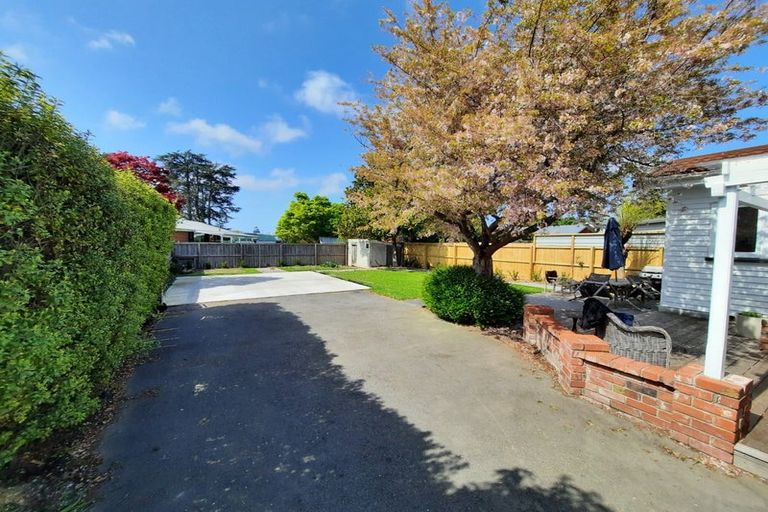 Photo of property in 28 Saint James Avenue, Papanui, Christchurch, 8053