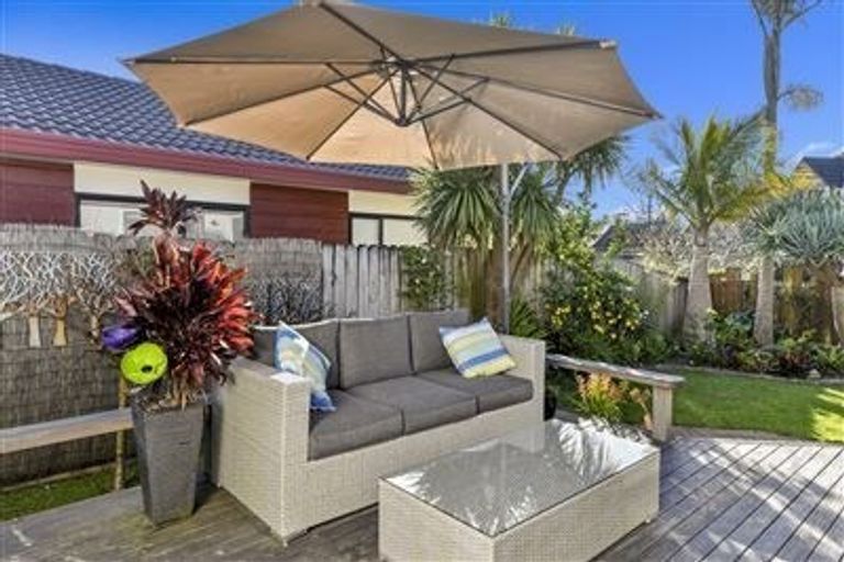 Photo of property in 5 Starlight Cove, Hobsonville, Auckland, 0618