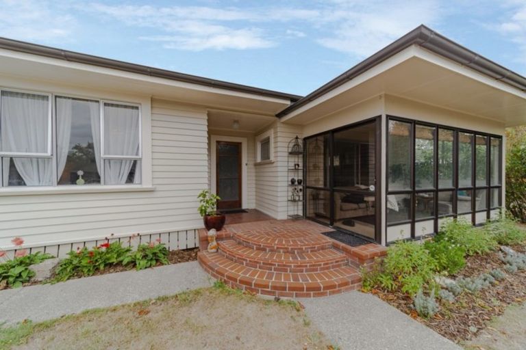 Photo of property in 5 Ruataniwha Street, Waipukurau, 4200