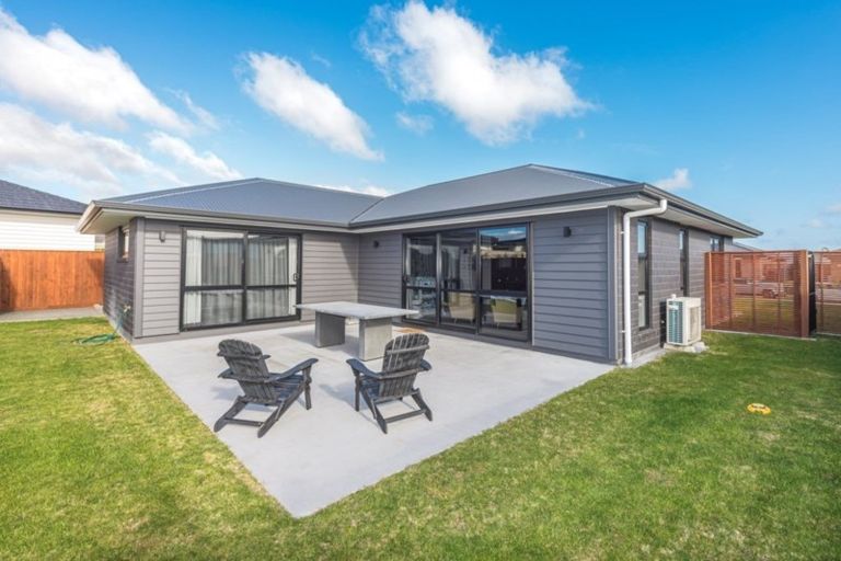 Photo of property in 20 Magnolia Crescent, Tawhero, Whanganui, 4501