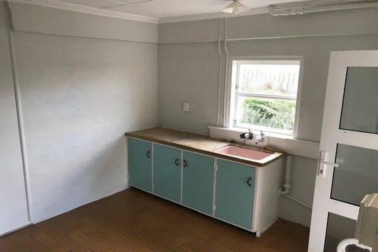 Photo of property in 290 Rodney Street, Wellsford, 0900