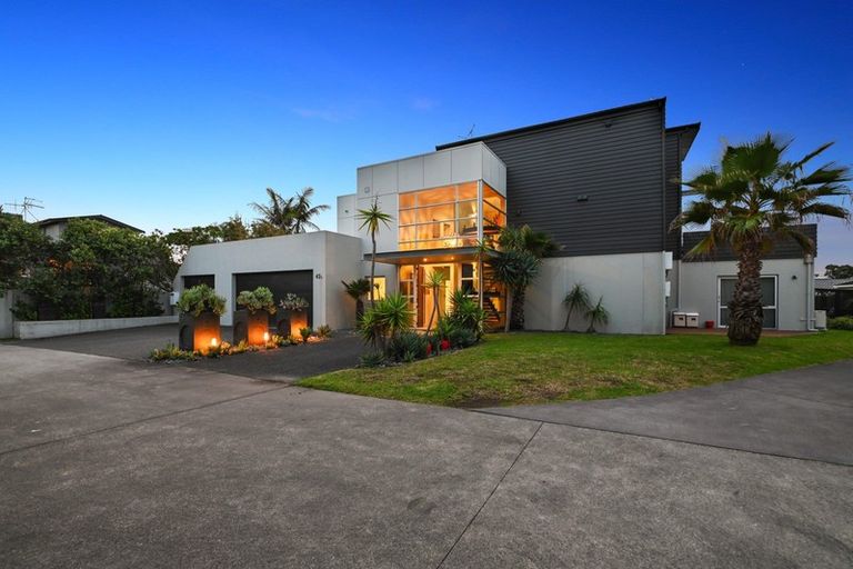 Photo of property in 43a Oceanbeach Road, Mount Maunganui, 3116