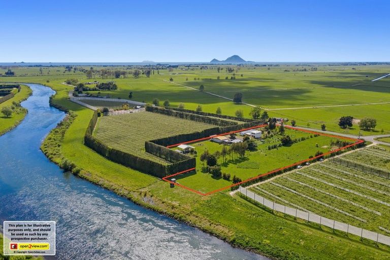 Photo of property in 424 East Bank Road, Edgecumbe, Whakatane, 3193