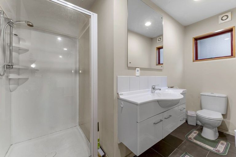 Photo of property in 22a Evergreen Place, Sunshine Bay, Queenstown, 9300