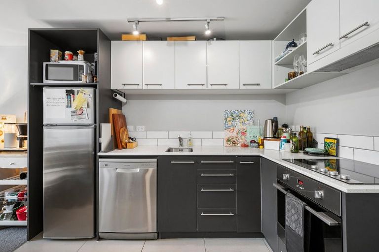 Photo of property in Detroit Apartments, 306/181 Tasman Street, Mount Cook, Wellington, 6021