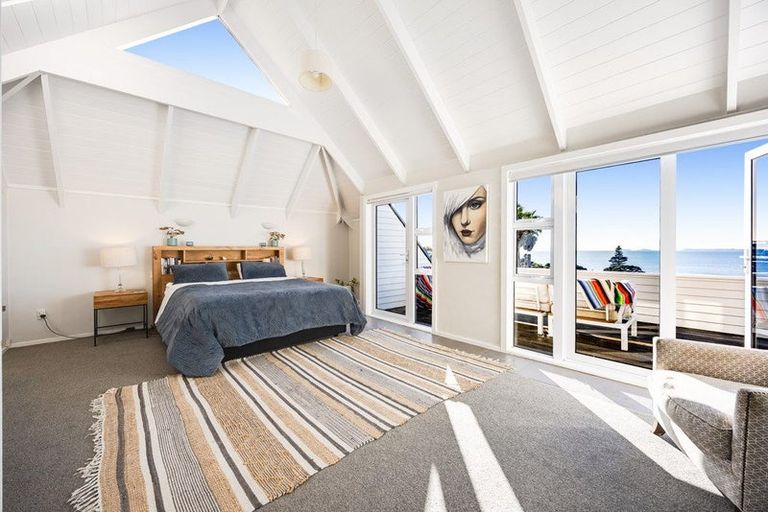 Photo of property in 29 Masterton Road, Rothesay Bay, Auckland, 0630