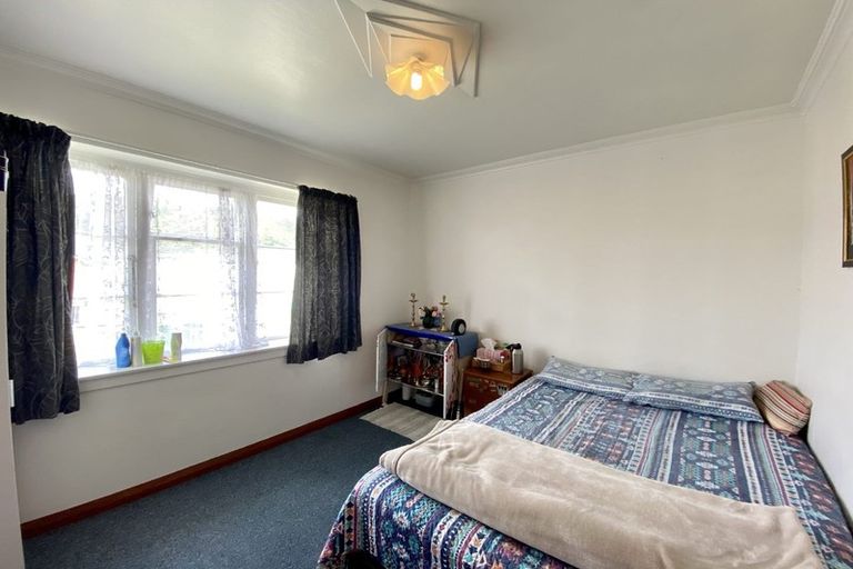 Photo of property in 81-87 Whites Line East, Waiwhetu, Lower Hutt, 5010