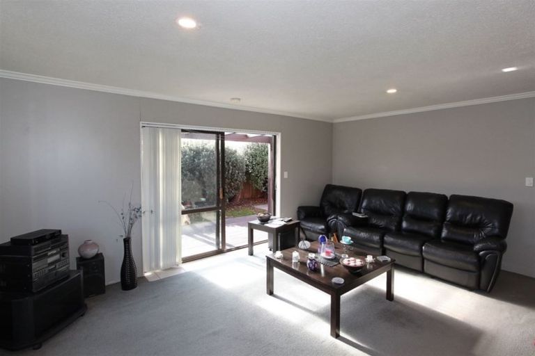 Photo of property in 26 Kirsten Place, Parklands, Christchurch, 8083