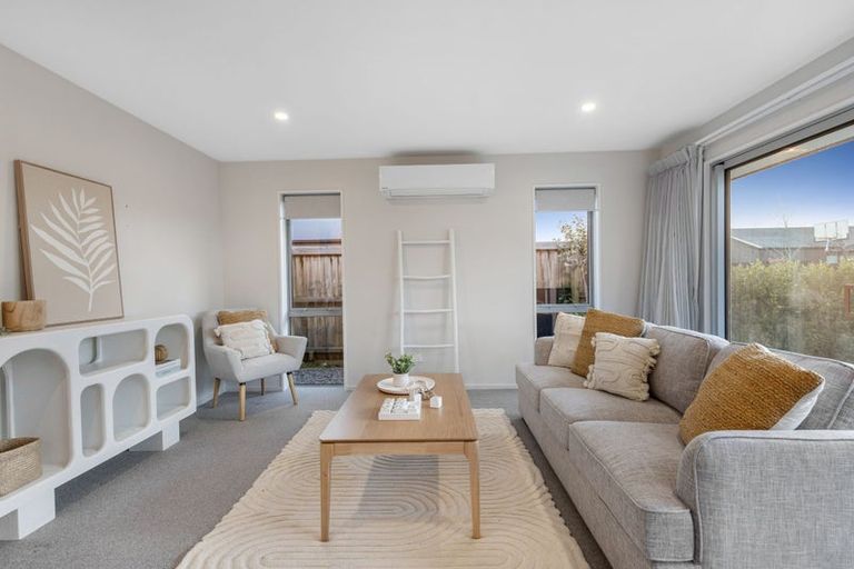 Photo of property in 66 Stationmasters Way, Prebbleton, 7604