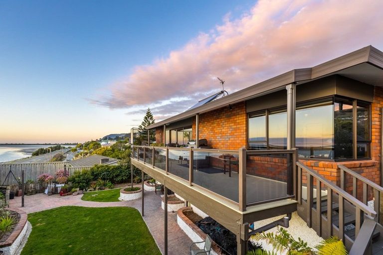 Photo of property in 18 Avonbank Place, Marybank, Nelson, 7010