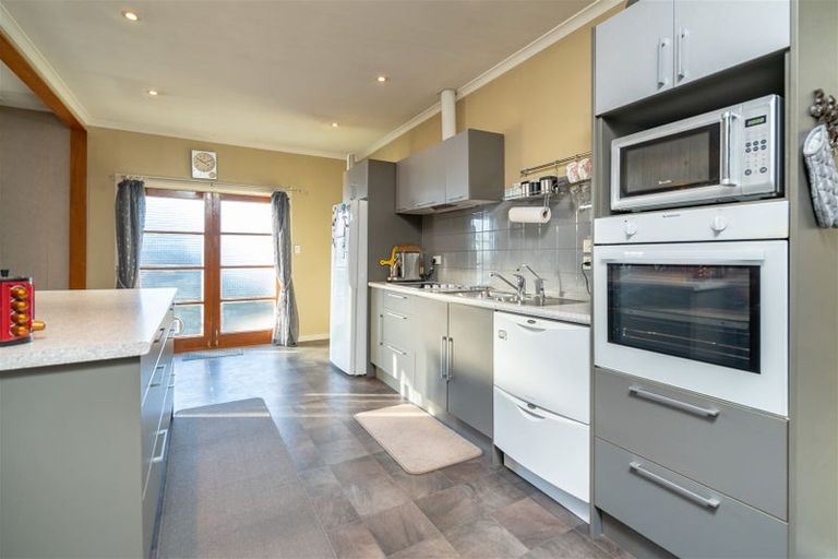 Photo of property in 3 Lomond Street, Caversham, Dunedin, 9012