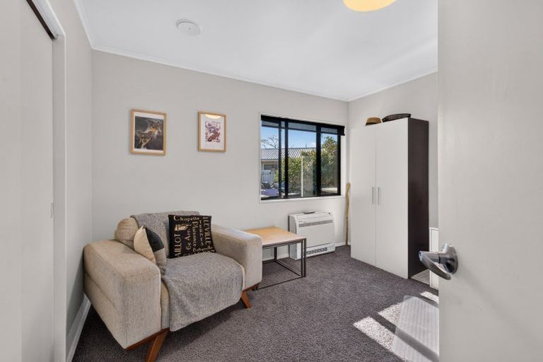 Photo of property in 12 Wainscott Street, Greenmeadows, Napier, 4112