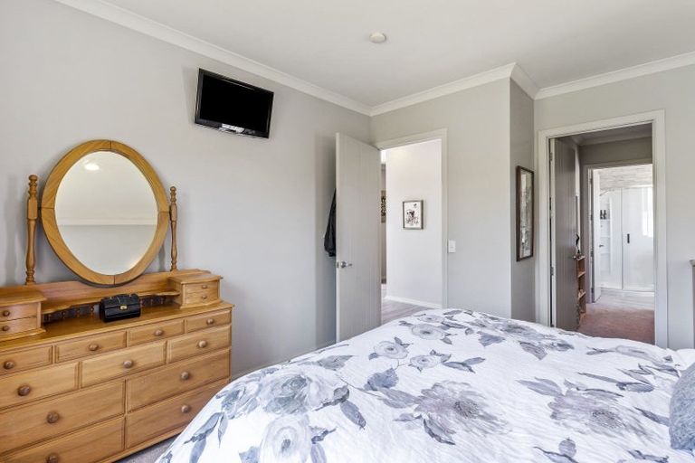 Photo of property in 12 Regent Drive, Paraparaumu Beach, Paraparaumu, 5032