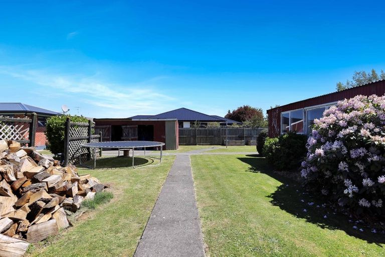 Photo of property in 64 Mcmurdo Street, Tinwald, Ashburton, 7700
