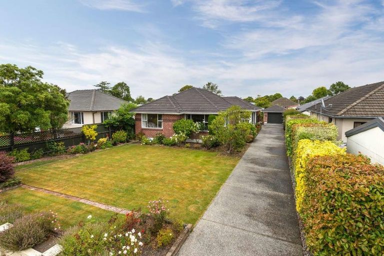 Photo of property in 15 Manuka Street, Mairehau, Christchurch, 8013