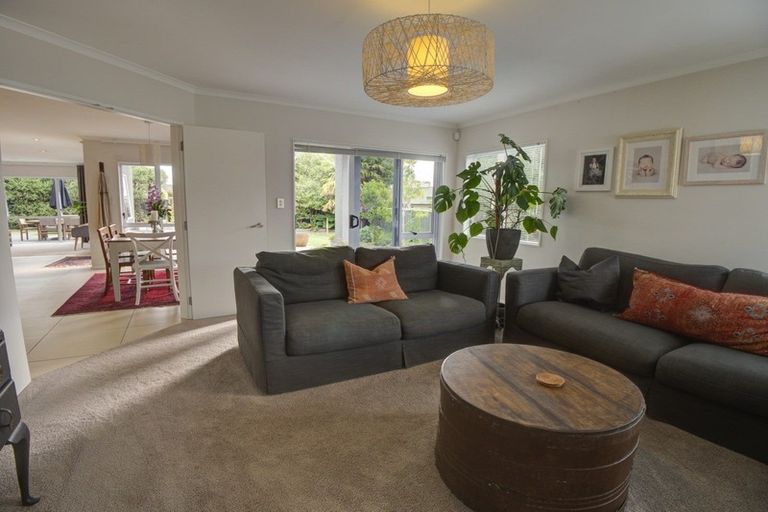 Photo of property in 6 Redwood Close, Havelock North, 4130