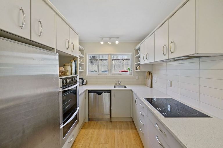 Photo of property in 11 Waikowhai Street, Ngaio, Wellington, 6035