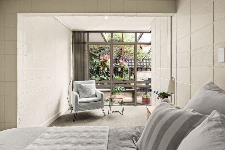 Photo of property in 27 Coventry Avenue, Tamatea, Napier, 4112