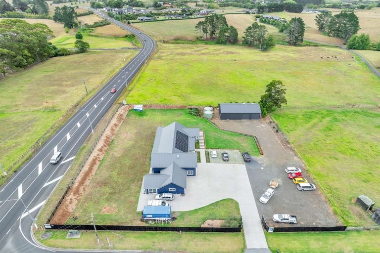 Photo of property in 5 Whangapouri Road, Karaka, Drury, 2578