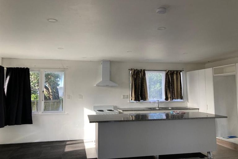 Photo of property in 32 Hain Avenue, Mangere East, Auckland, 2024