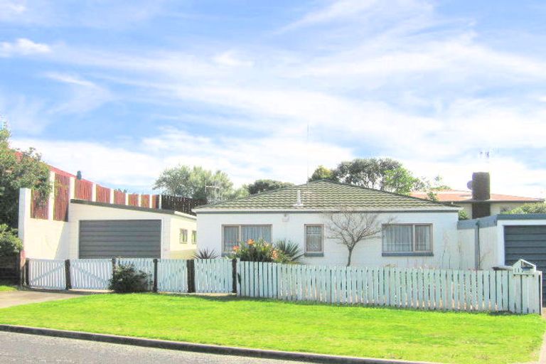 Photo of property in 11a Clyde Street, Mount Maunganui, 3116