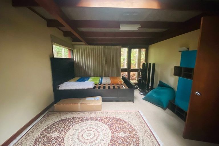 Photo of property in 52 Park Hill Road, Birkenhead, Auckland, 0626