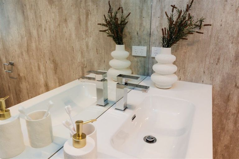 Photo of property in 270b Kimbolton Road, Feilding, 4702