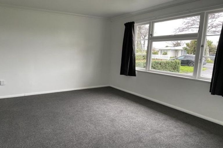 Photo of property in 15 Botanical Road, Takaro, Palmerston North, 4412