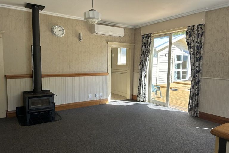 Photo of property in 39a Watt Street, Featherston, 5710