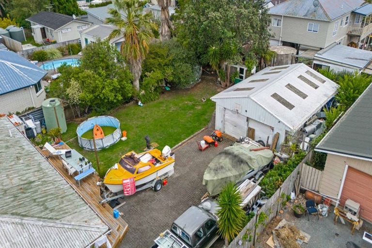 Photo of property in 16 Fourth View Avenue, Beachlands, Auckland, 2018