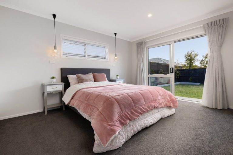Photo of property in 93 Puhirake Crescent, Pyes Pa, Tauranga, 3112