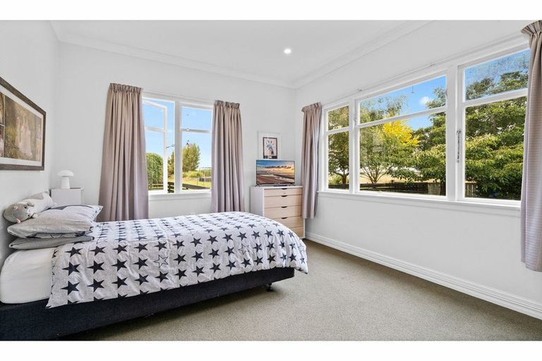 Photo of property in 812 Ryal Bush Wallacetown Road, Wallacetown, Invercargill, 9874