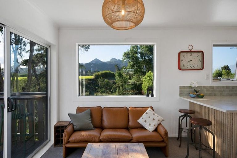 Photo of property in 17 Linda Street, Oakura, 4314