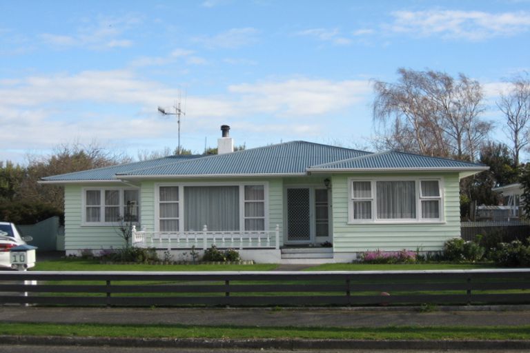 Photo of property in 10 Parsons Avenue, Levin, 5510