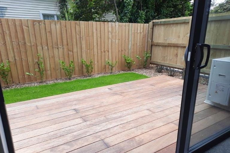 Photo of property in 2/42 Gibbon Street, Sydenham, Christchurch, 8023