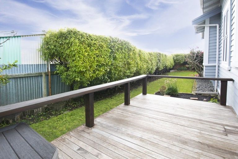Photo of property in 2 Todd Street, Napier South, Napier, 4110