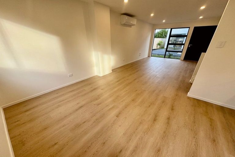 Photo of property in 7/15 Oakland Avenue, Papatoetoe, Auckland, 2025