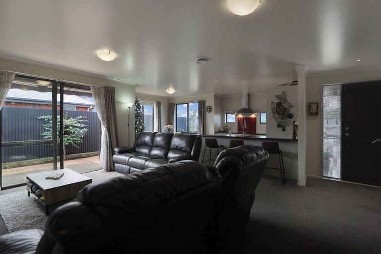 Photo of property in 90 Aitken Street, Ashburton, 7700