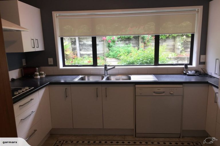 Photo of property in 38a Glenfern Road, Mellons Bay, Auckland, 2014