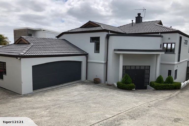 Photo of property in 2/61 Beresford Street, Bayswater, Auckland, 0622