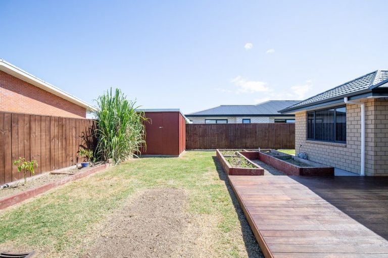 Photo of property in 27 Costello Drive, Ngatea, 3503