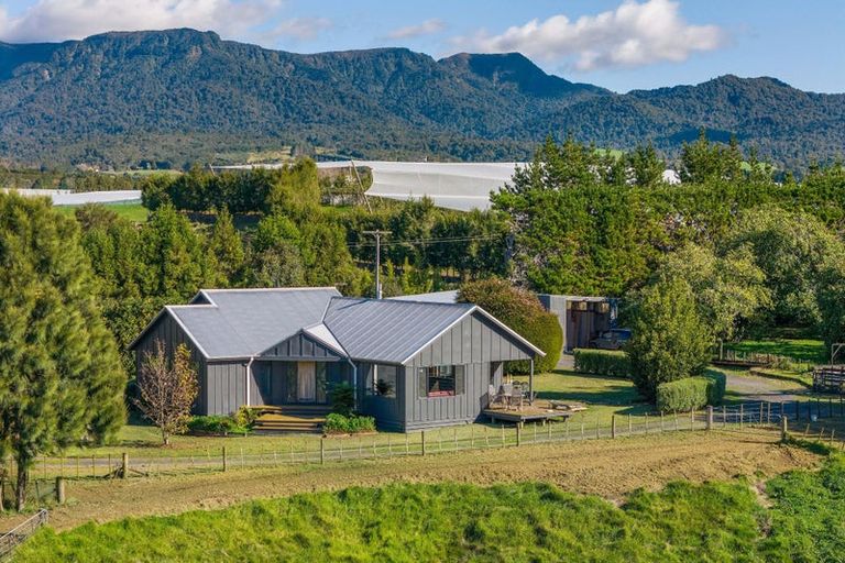 Photo of property in 30 Pine Ridge Lane, Aongatete, Katikati, 3181