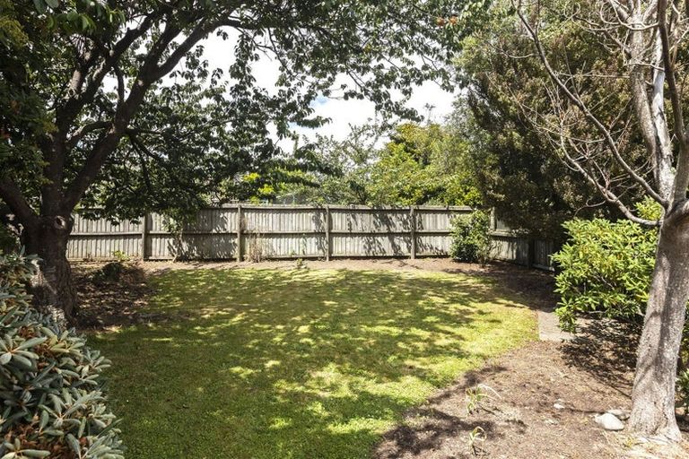 Photo of property in 38 Cutts Road, Russley, Christchurch, 8042