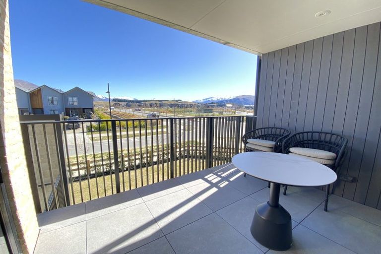 Photo of property in 24/7 Northlake Drive, Wanaka, 9305