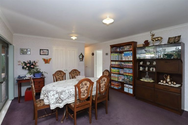 Photo of property in 1 Lynbrae Court, Nawton, Hamilton, 3200