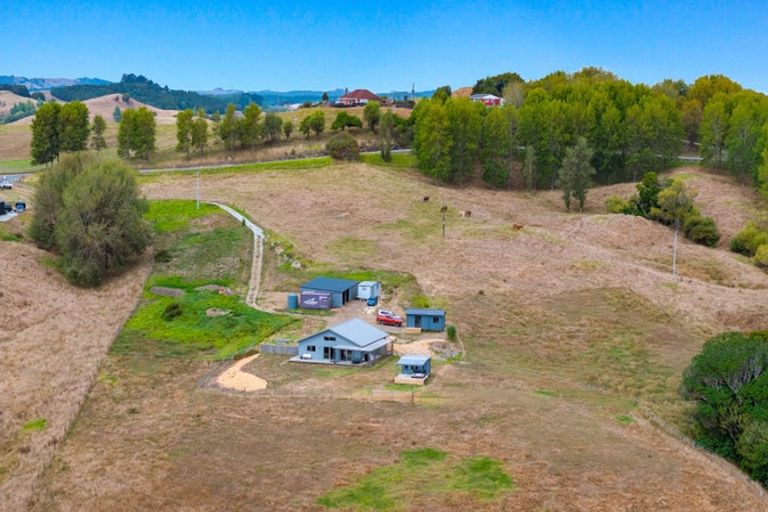 Photo of property in 1498 Oneriri Road, Kaiwaka, 0573