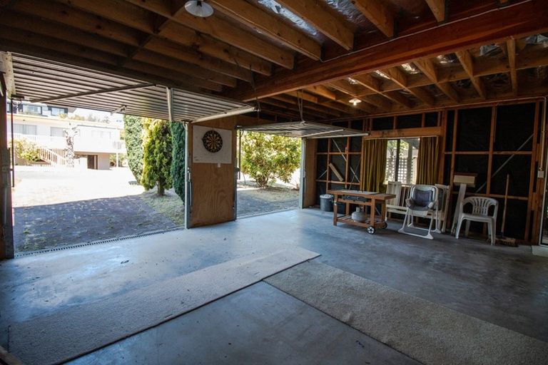 Photo of property in 2/6 Kowhai Road, Rainbow Point, Taupo, 3330