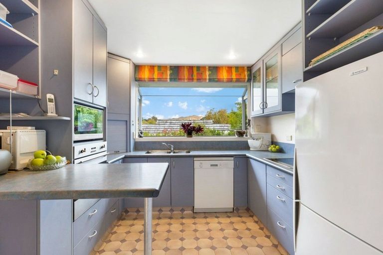 Photo of property in 10 Charthouse Lane, Whitby, Porirua, 5024